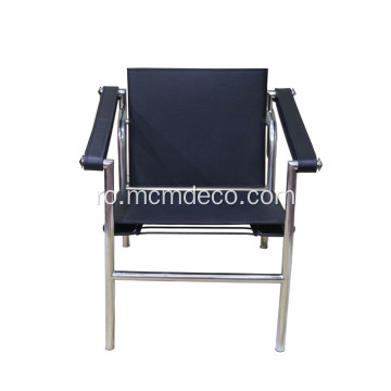 Replica scaunului Le Corbusier LC1 din piele